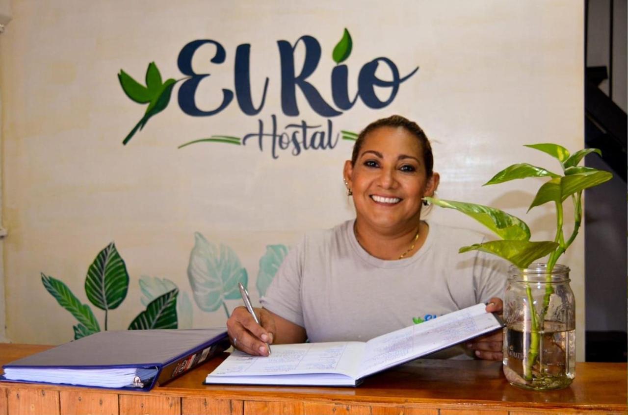 Hostal El Rio León Exteriér fotografie