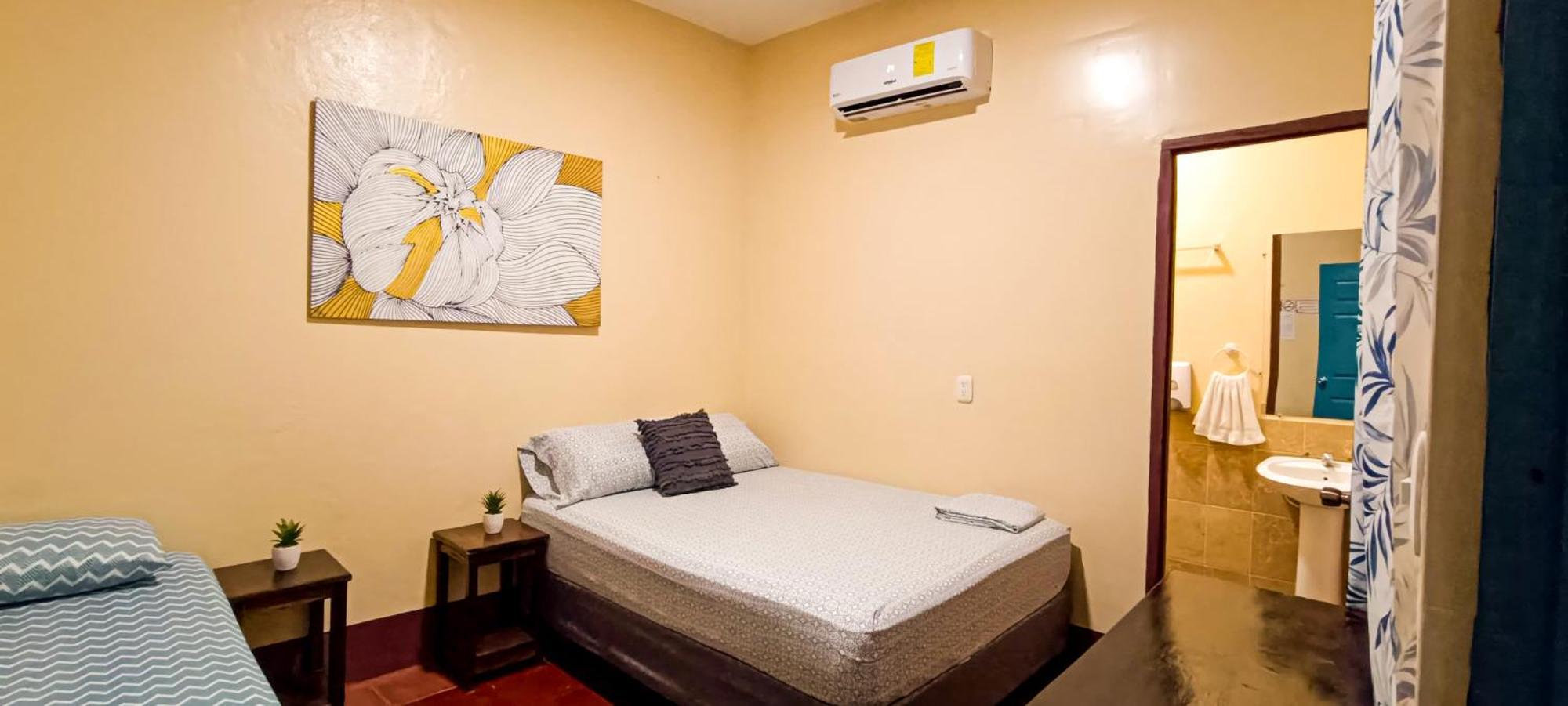 Hostal El Rio León Exteriér fotografie